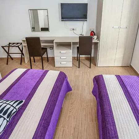 3 Bedroom Cozy In شقة *