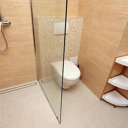 3 Bedroom Nice Apartment In Split *
